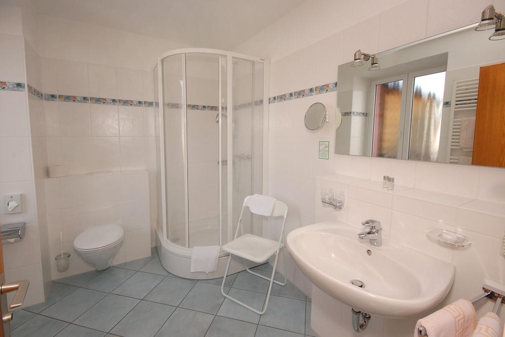 Hotel Hirschen Sankt Peter Habitación foto